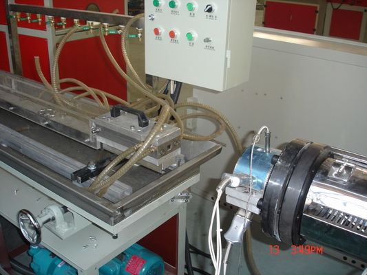 Single Screw Extruder Pvc Profile Manufacturing Machine Eco Friendly For Window Seal